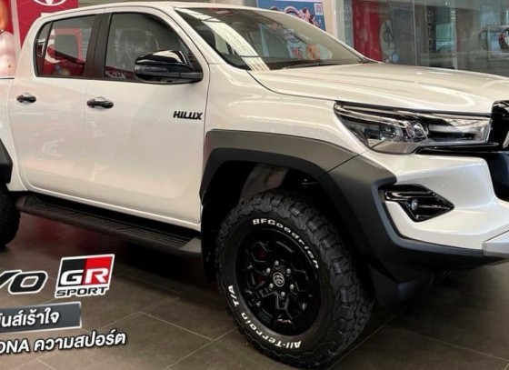 กระบะแกร่ง สายพันธุ์สปอร์ต ร่วมพิสูจน์ตำนานความแกร่งของ HILUX REVO GR SPORT 4x4ขับ 4 มันส์เร้าใจ ปลดปล่อย ความสปอร์ต